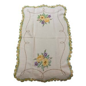Vtg Hand-Embroidered Floral Dresser Scarf/Runner Crocheted Scalloped Edge